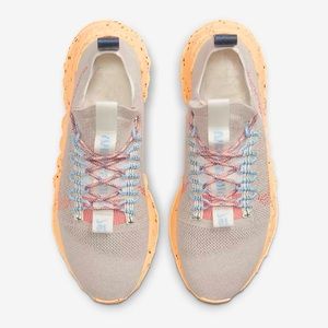 NIKE Space Hippie 01 Melon Tint Brand NEW in box Size 7.5 50% Recycled materials